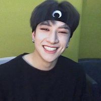 Hot post catching attention from 자유게시판's fandom