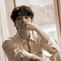 Hot post catching attention from 정국 (방탄소년단)'s fandom