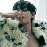 Hot post catching attention from 방탄소년단's fandom